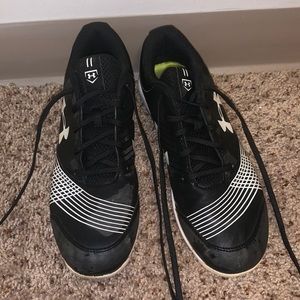UnderArmour cleats womens